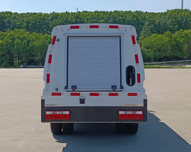 東風(fēng)牌DFA5040TYHTBEV純電動路面養(yǎng)護車公告圖片