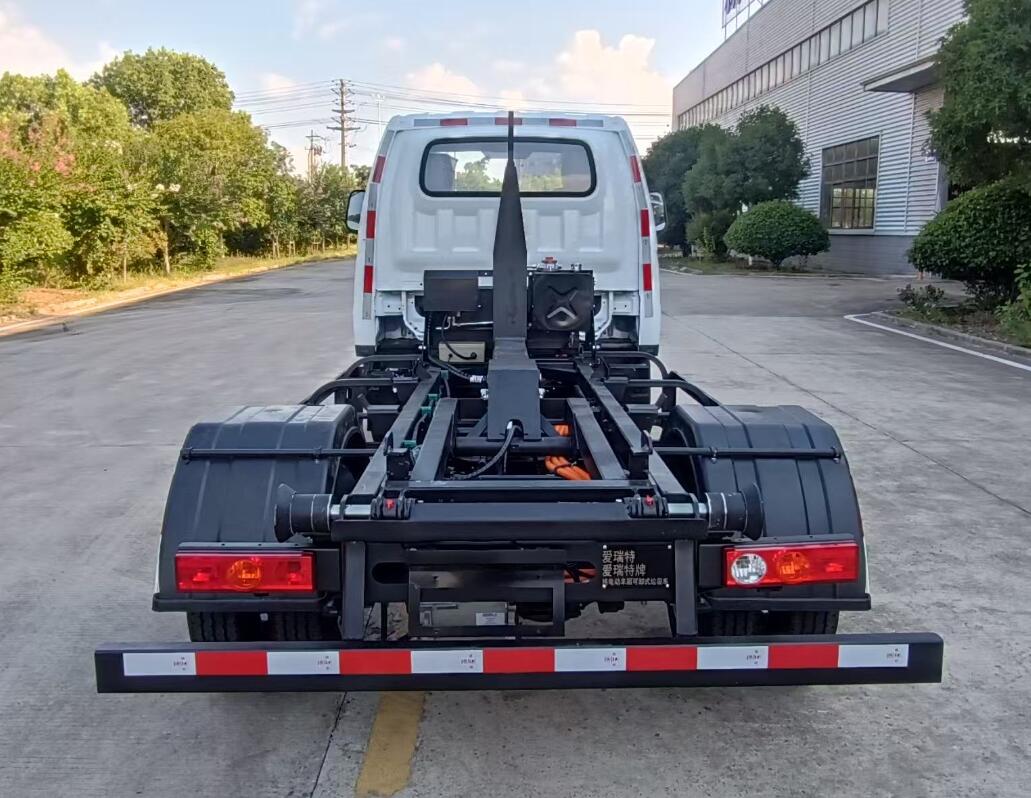 愛瑞特牌ART5040ZXXY41BEV純電動車廂可卸式垃圾車公告圖片