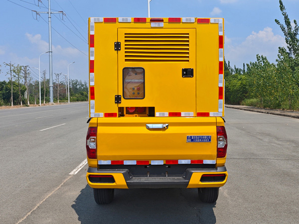 佳運(yùn)牌AJY5032TPSSH大流量排水搶險(xiǎn)車公告圖片