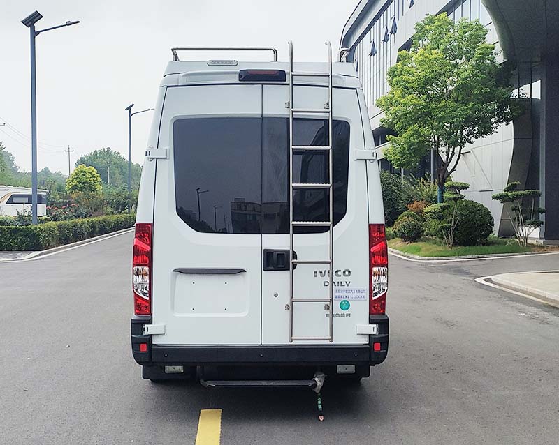 朗宸牌LLC5040XJE監(jiān)測車公告圖片