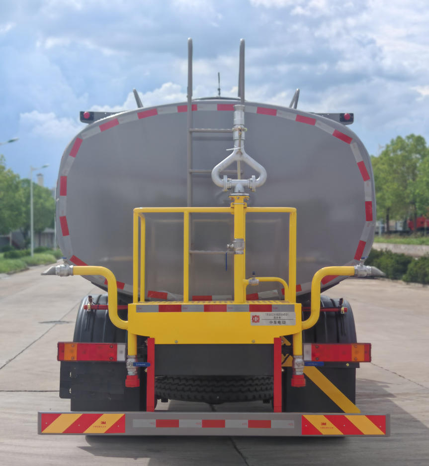 中國(guó)中車牌TEG5250GSS6EQ1灑水車公告圖片