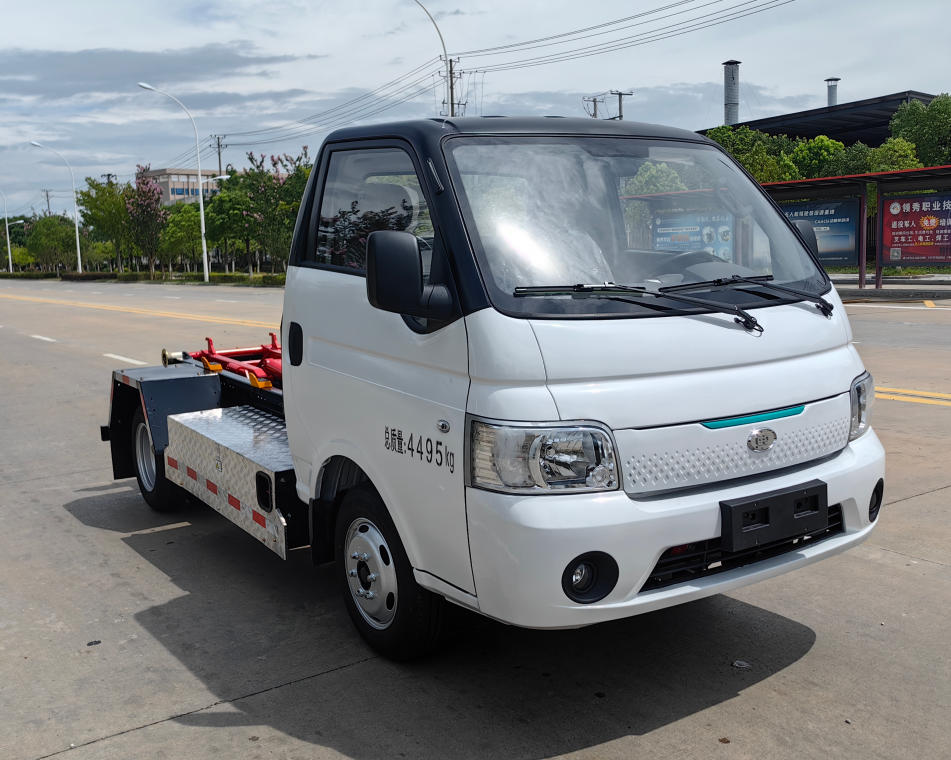中國中車牌TEG5041ZXXAZCBEV1純電動車廂可卸式垃圾車公告圖片