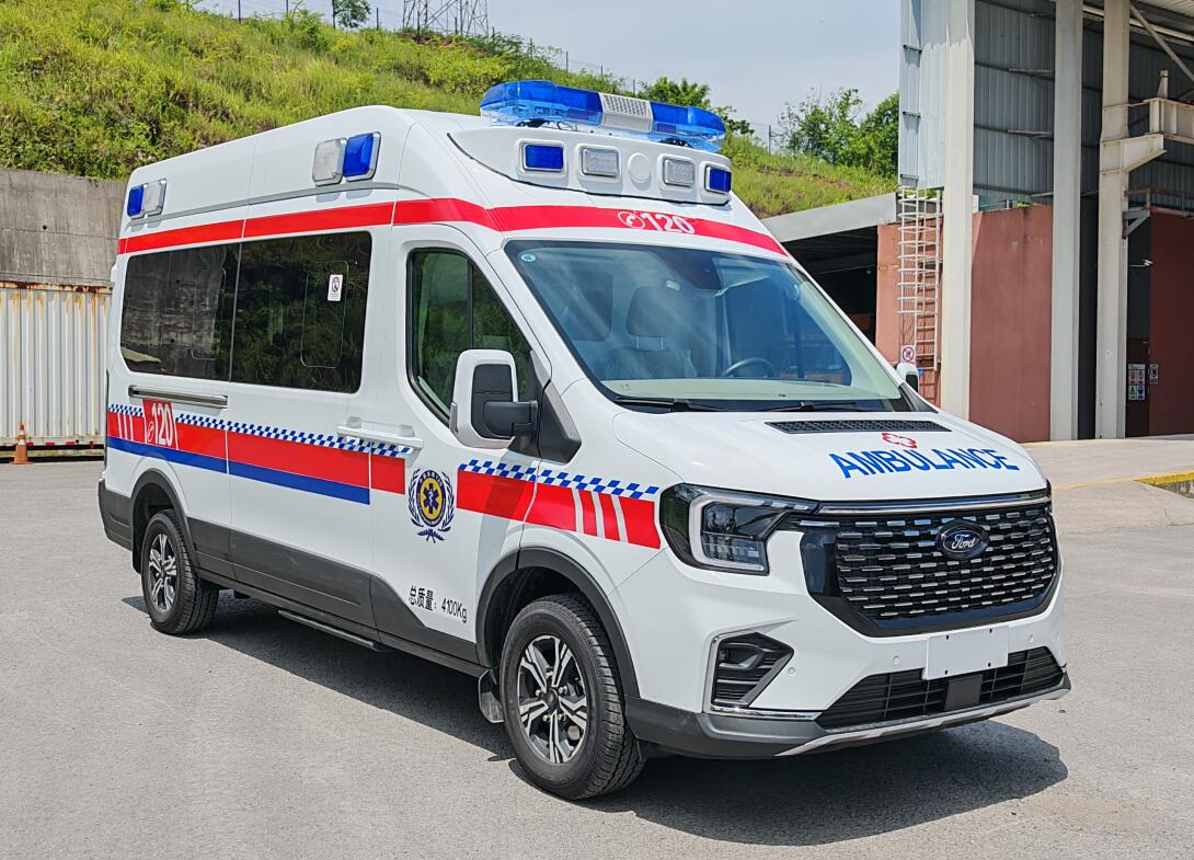 HJL5040XJHA01型救護(hù)車圖片