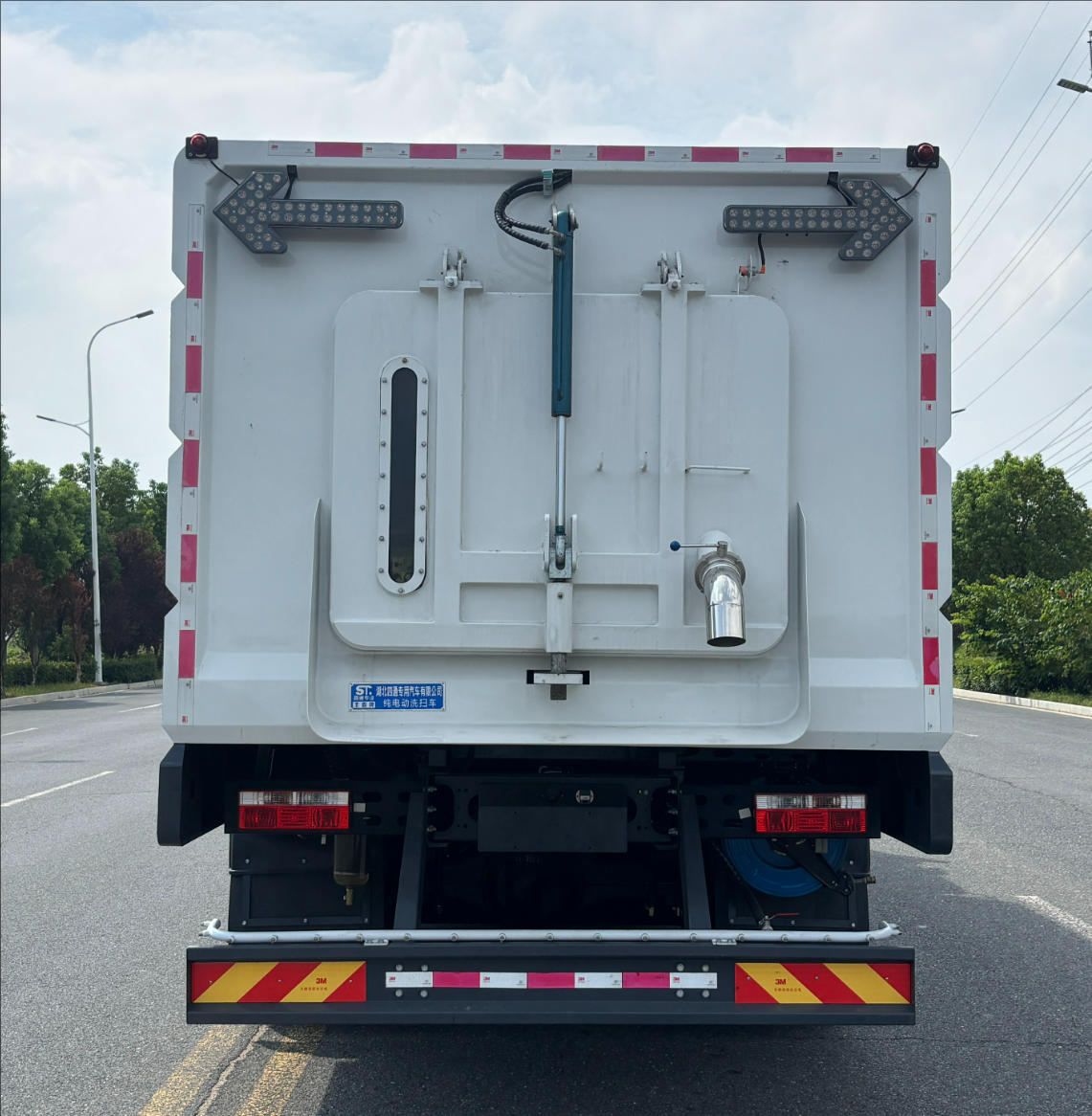 豐霸牌STD5183TXSBEV純電動洗掃車公告圖片