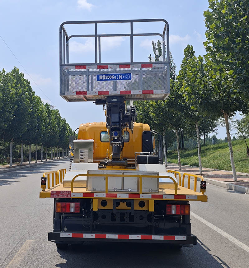 福潤康牌FRK5040JGKZZ6高空作業(yè)車公告圖片