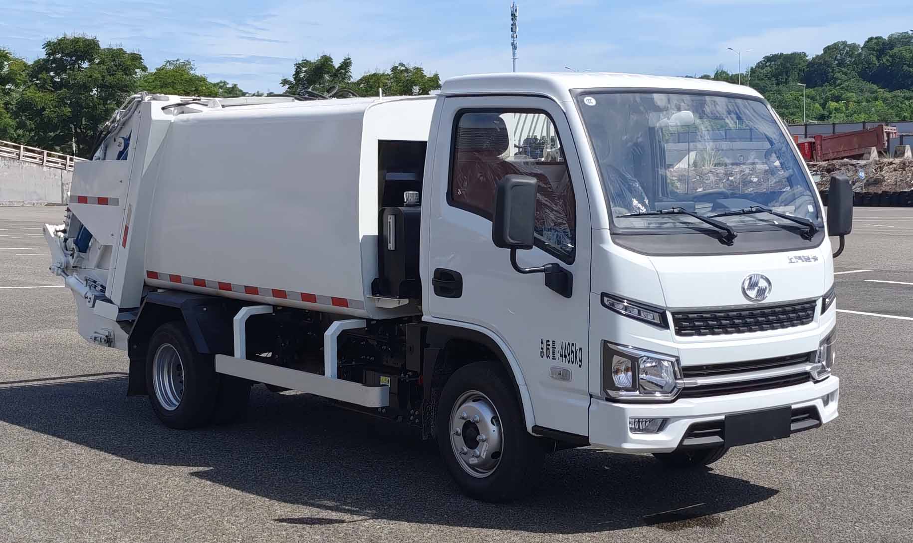 JHA5047ZYSSHABEV型純電動(dòng)壓縮式垃圾車圖片