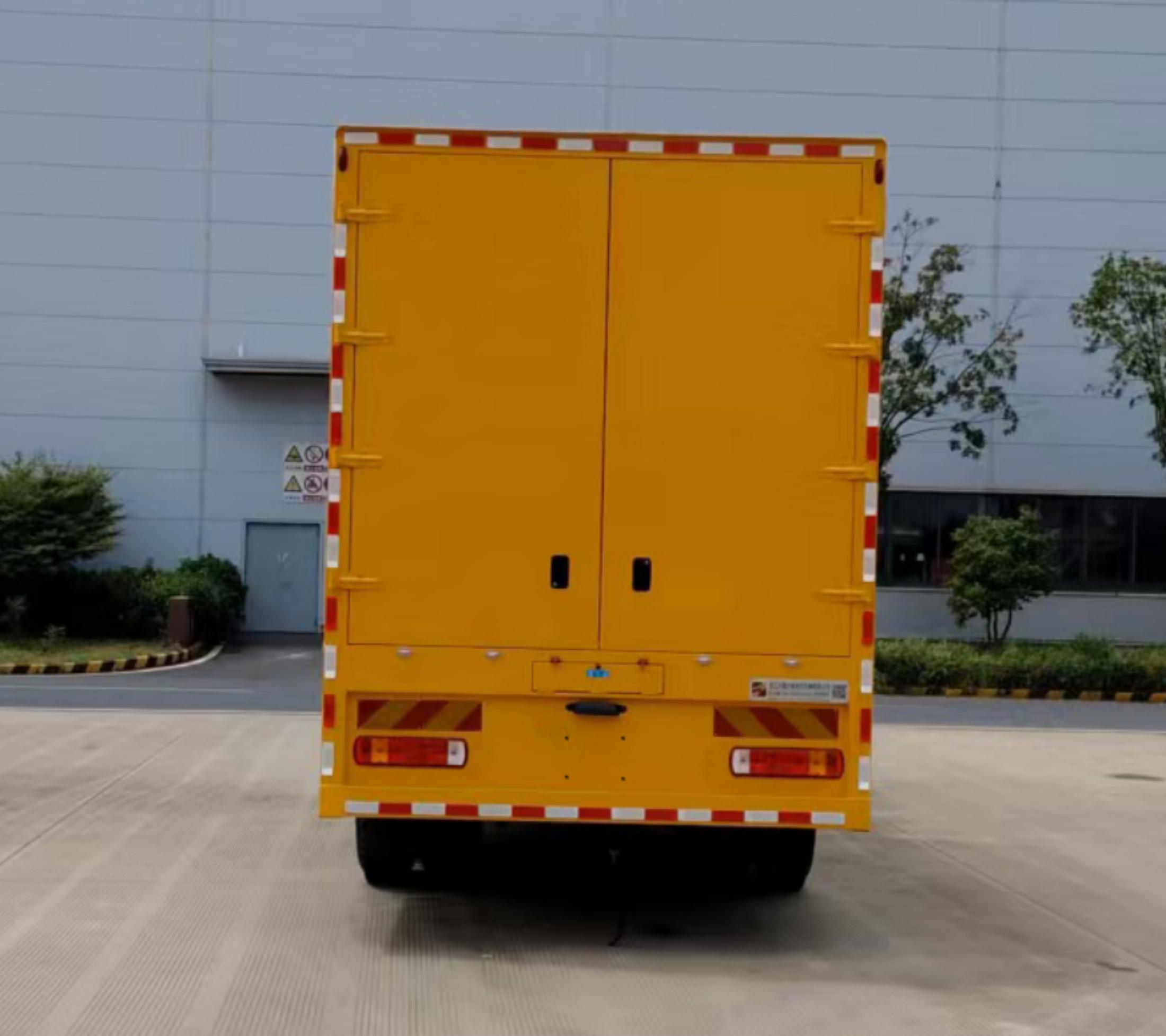 匠興牌ZWJ5200XXHZZE1救險(xiǎn)車公告圖片