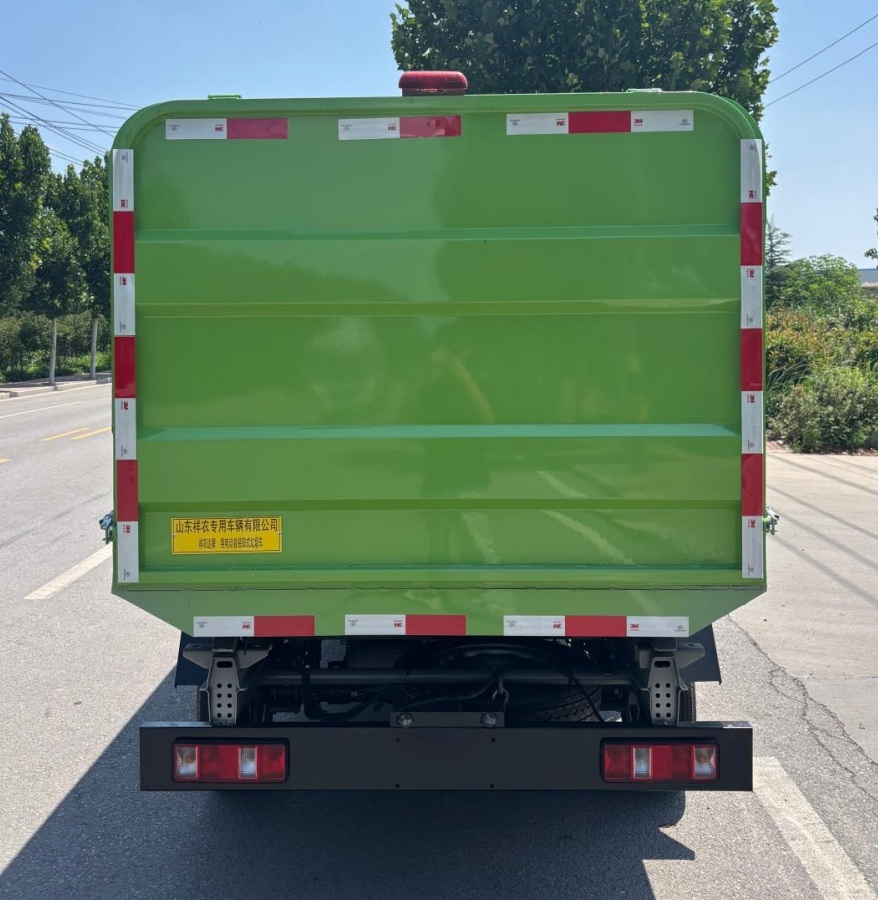 祥農(nóng)達(dá)牌SGW5030ZZZBEVJK純電動(dòng)自裝卸式垃圾車公告圖片