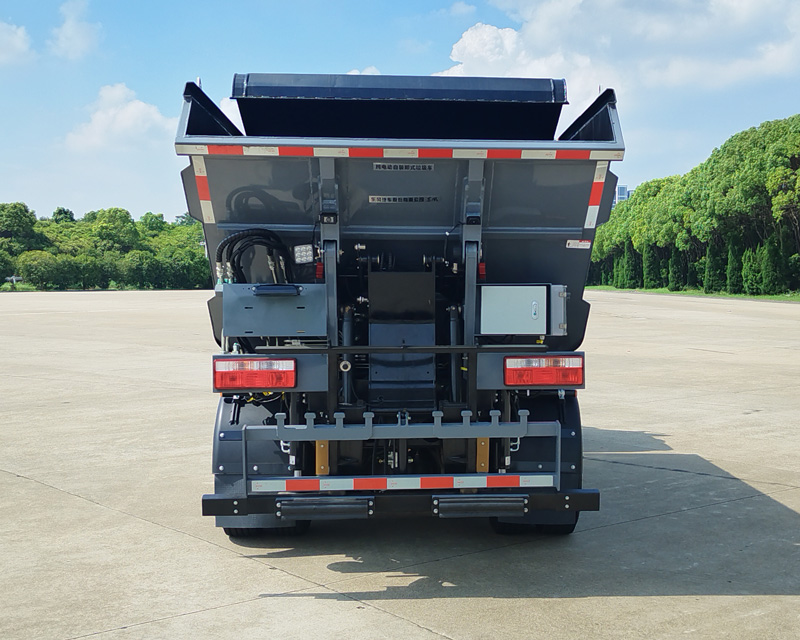 東風(fēng)牌DFA5100ZZZKBEV純電動(dòng)自裝卸式垃圾車公告圖片