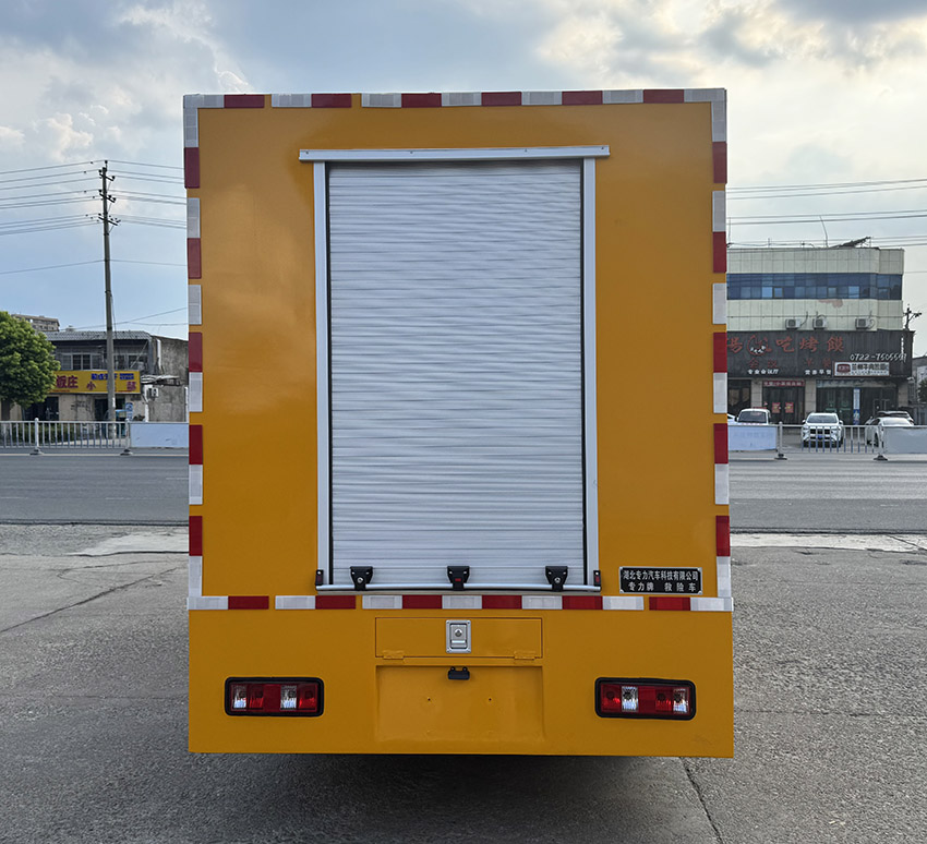 專(zhuān)力牌ZLC5040XXHCA6救險(xiǎn)車(chē)公告圖片