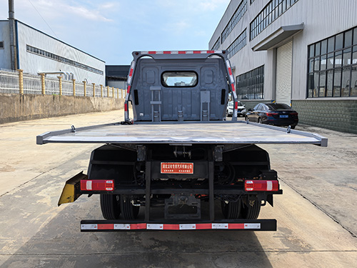 龍牧雙星牌LMX5040TQZBYDBEV純電動(dòng)清障車公告圖片