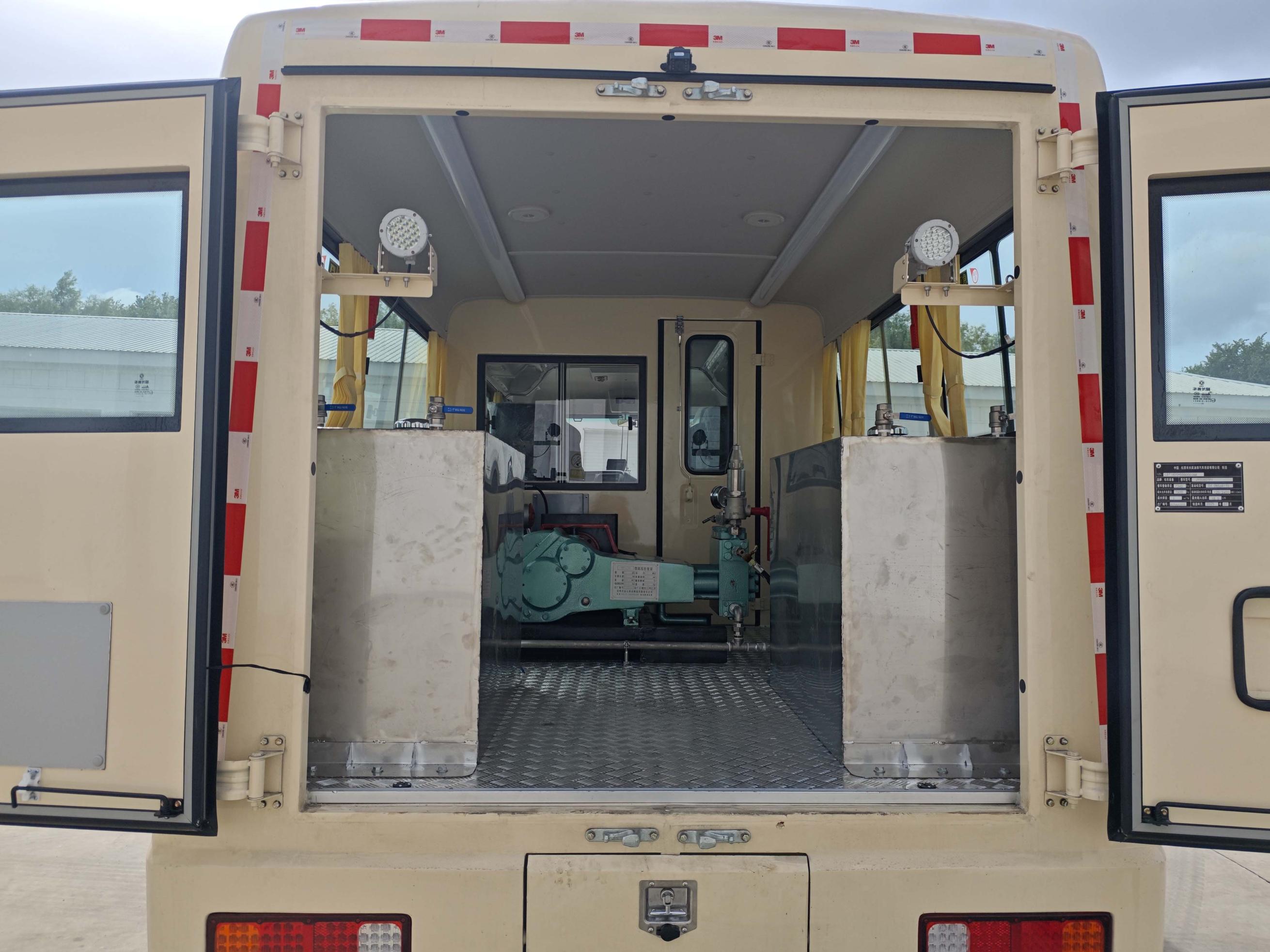 松石裝備牌JY5080TPY排液車公告圖片