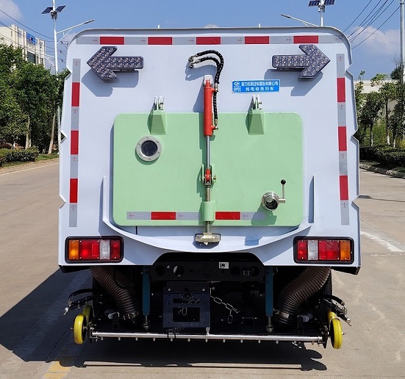 程力威牌CLW5040TXSBEV6SL純電動洗掃車公告圖片