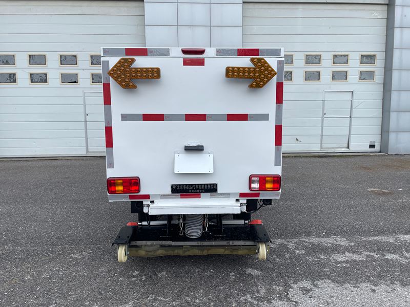 馳遠(yuǎn)牌BSP5020TXCBEV純電動吸塵車公告圖片