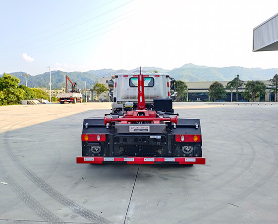 專致牌YZZ5040ZXXEQBEV純電動(dòng)車廂可卸式垃圾車公告圖片