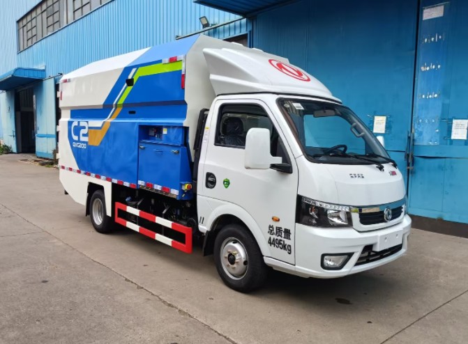 TW5040TWF6DF型物料粉碎車圖片