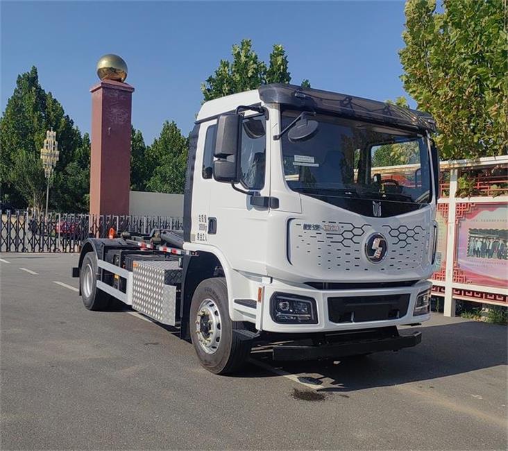 CXY5182ZXXBEV型純電動車廂可卸式垃圾車圖片