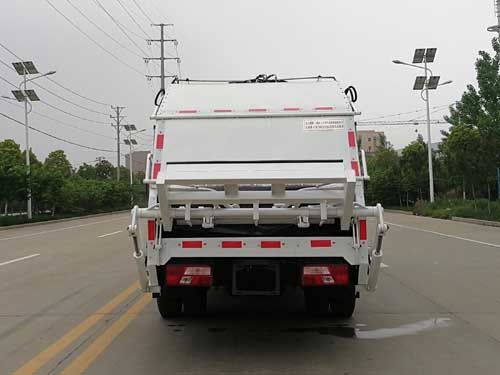 江鈴凱銳N800中體 CSC5081ZYSJ6壓縮式垃圾車公告圖片