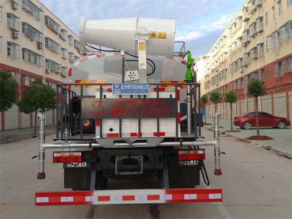 東風(fēng)股份多利卡D9 CLW5162GPS6綠化噴灑車公告圖片