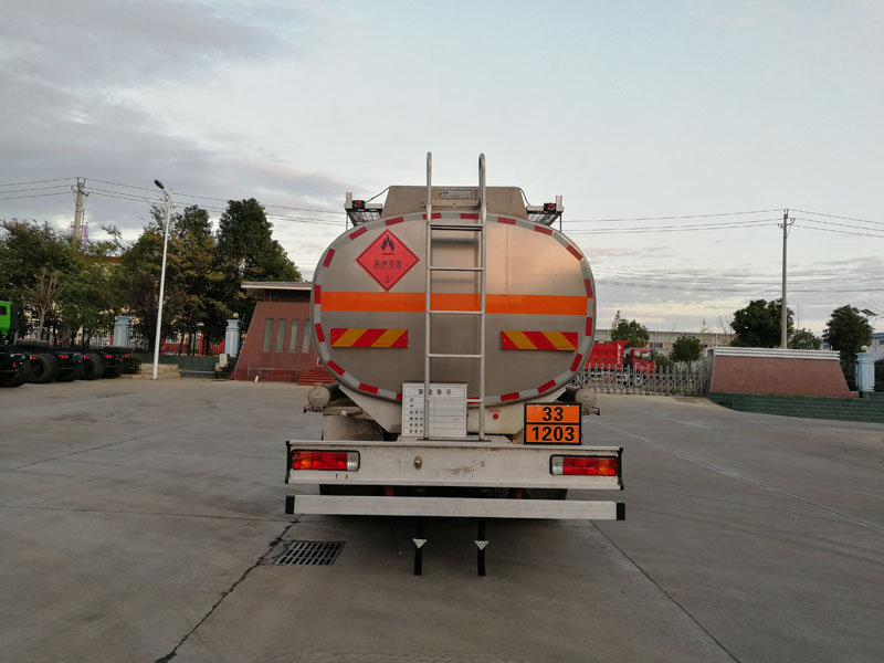 楚勝牌CSC5260GYYLC6鋁合金運(yùn)油車公告圖片