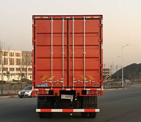 東風(fēng)牌DFV5252XXYGP6N廂式運(yùn)輸車(chē)公告圖片