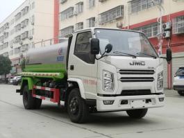洒水车