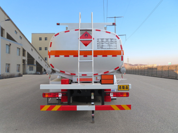 陸平機(jī)器牌LPC5320GYYC6運(yùn)油車公告圖片