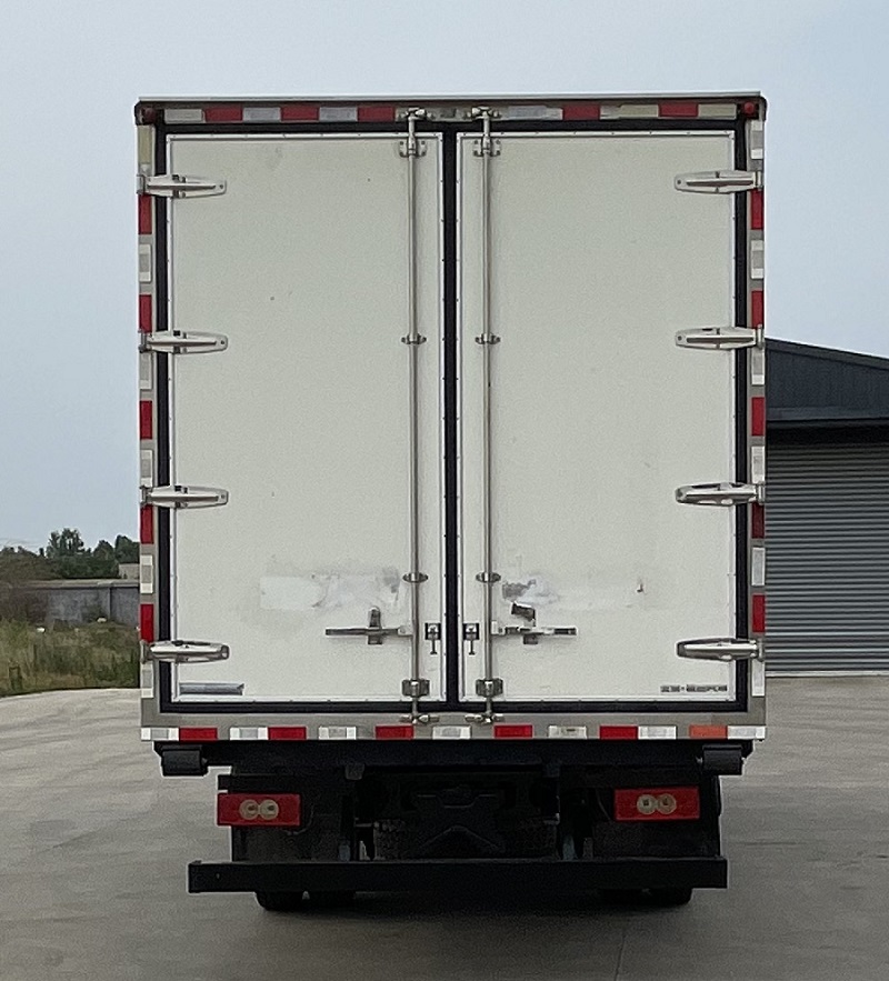 福田牌BJ5128XLCEJFD-AC1冷藏車公告圖片