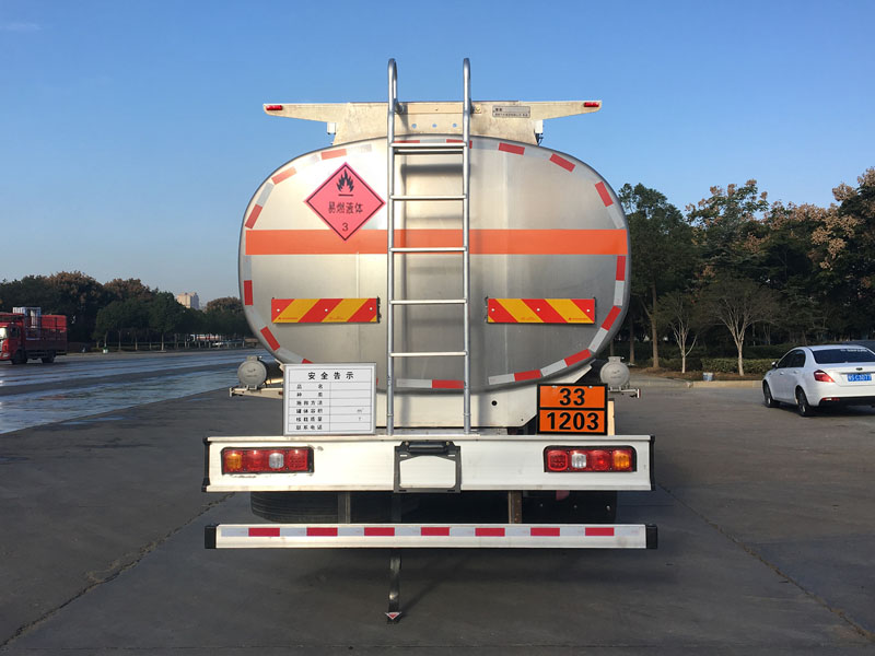 楚勝牌CSC5269GYYLS6鋁合金運(yùn)油車公告圖片