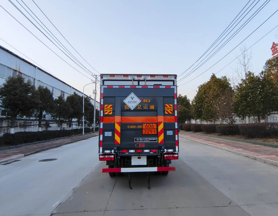 大力牌DLQ5040XYYEQ6醫(yī)療廢物轉運車公告圖片