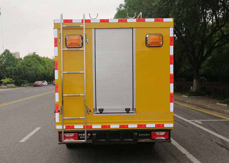 拓銳斯特牌YDL5040XXH010救險(xiǎn)車公告圖片