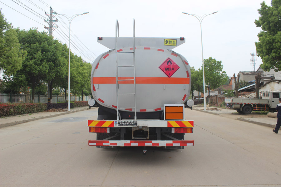潤知星牌SCS5260GRYEQ6易燃液體罐式運(yùn)輸車公告圖片