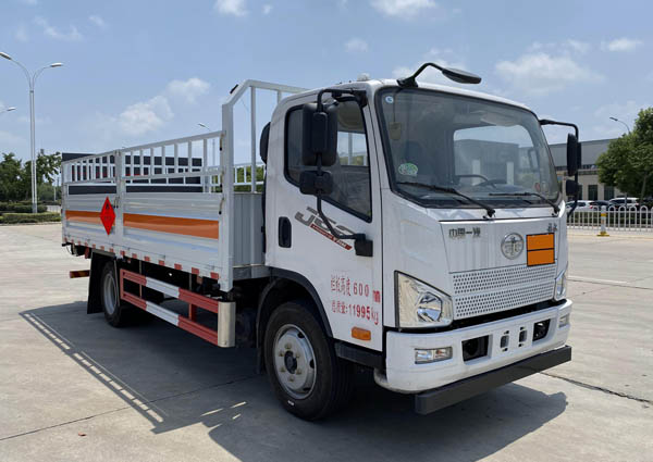 楚勝牌CSC5120TQPCA6氣瓶運輸車