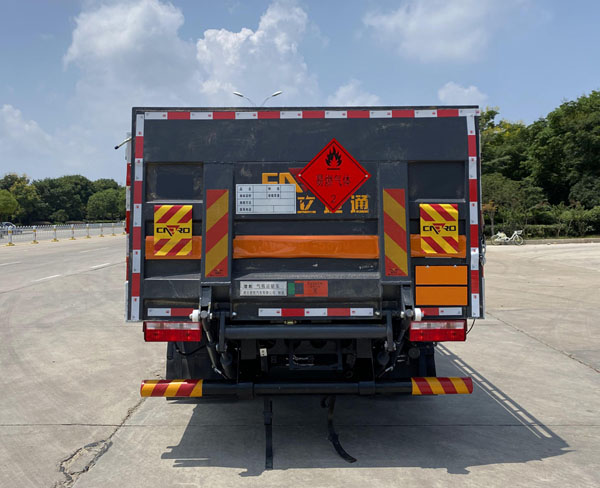 楚勝牌CSC5120TQPCA6氣瓶運輸車公告圖片