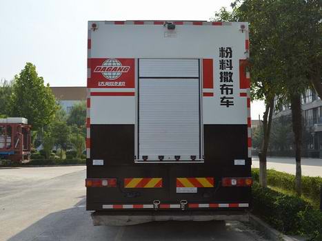 粉料撒布車圖片