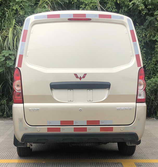 五菱牌GXA5039XXYBEV純電動廂式運(yùn)輸車公告圖片