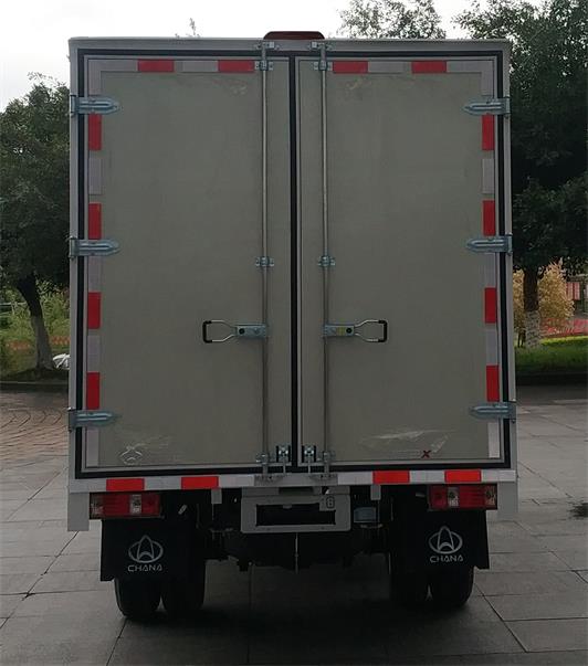 長安牌CKS5034XXYFRD6B1廂式運(yùn)輸車公告圖片