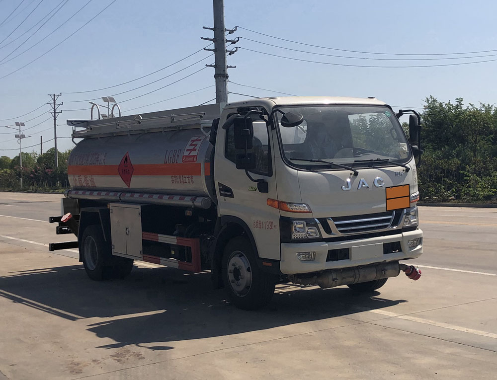 專威牌HTW5120GJYJHC6加油車