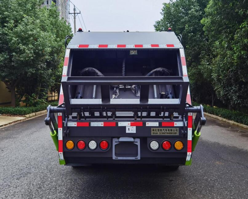 楚勝牌CSC5084ZYSB6壓縮式垃圾車公告圖片