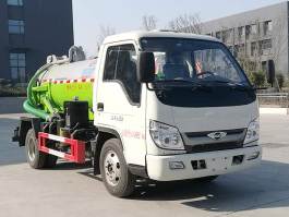 吸污车