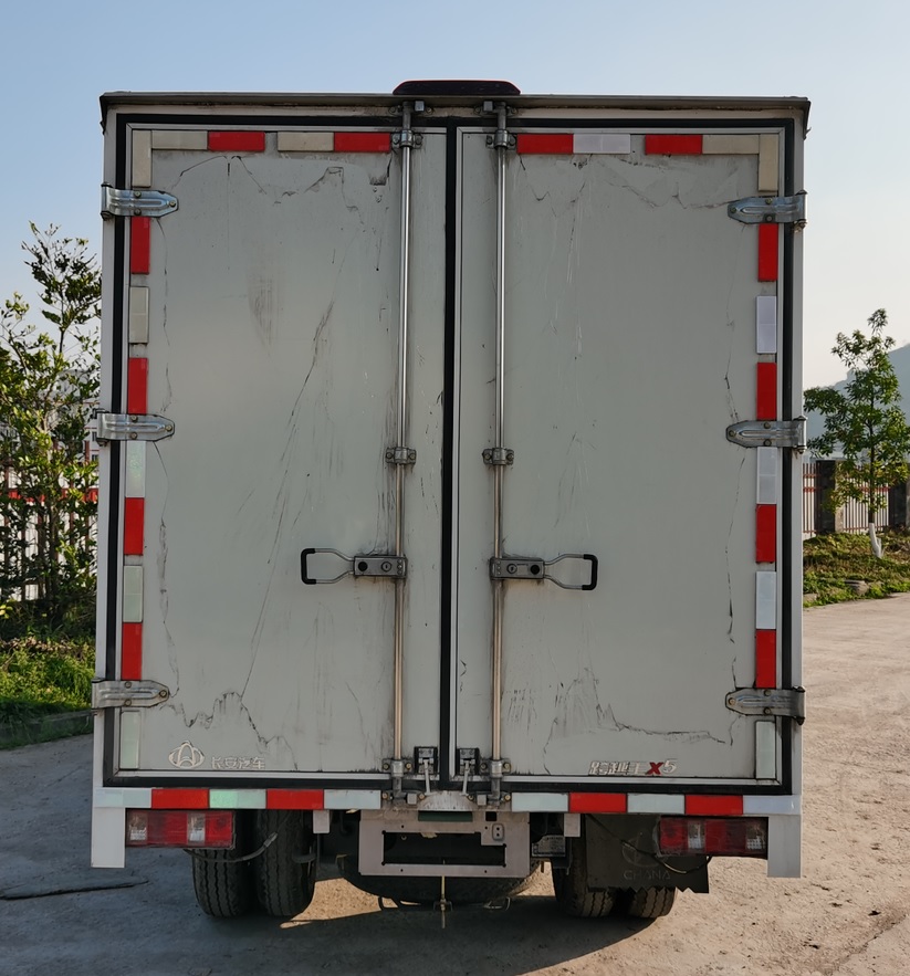 長安牌CKS5034XXYFRD6B3廂式運(yùn)輸車公告圖片