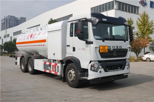 CGJ5260GJYF6Z型飛機(jī)加油車圖片