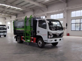 自装卸式垃圾车