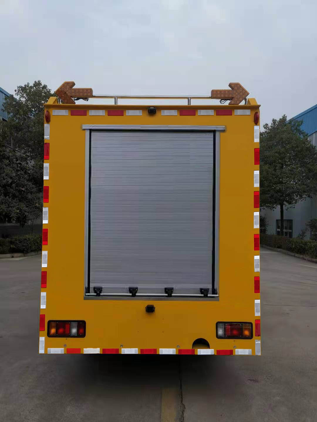 宛都旺牌HWD5040XXH救險(xiǎn)車公告圖片