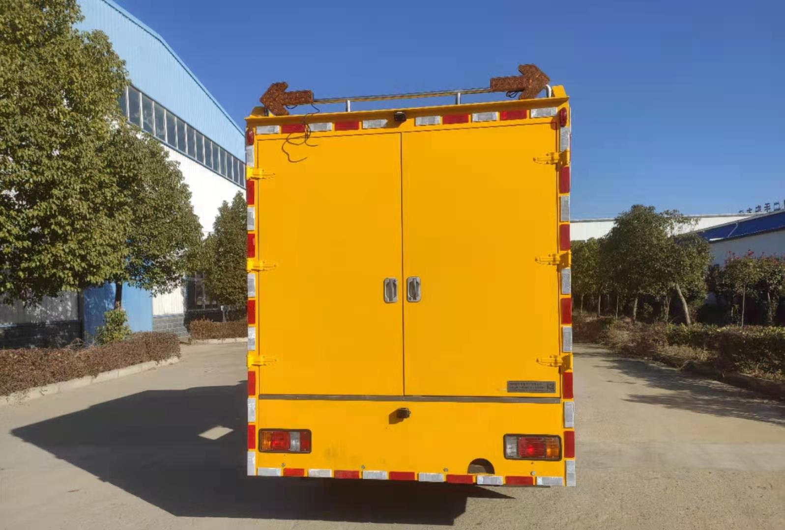 宛都旺牌HWD5040XXH救險(xiǎn)車公告圖片