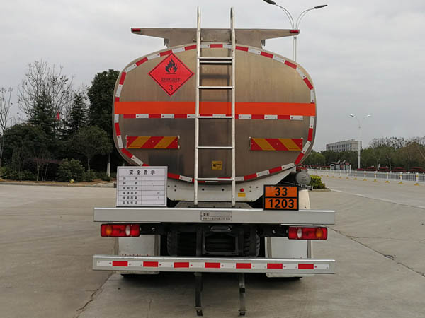 楚勝牌CSC5262GYYLD6A鋁合金運油車公告圖片