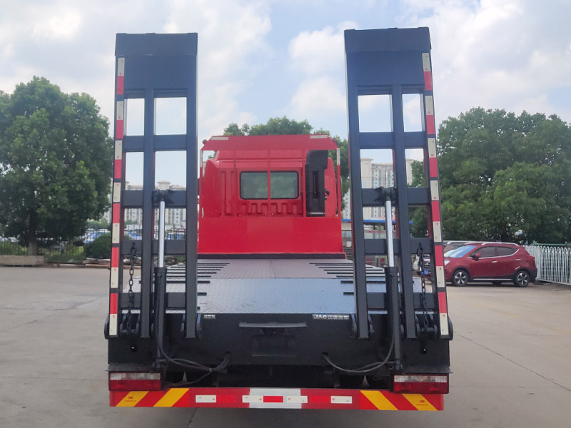 江淮牌HFC5311TPBP1K4H29S平板運(yùn)輸車公告圖片