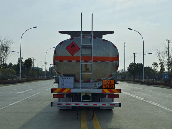 楚勝牌CSC5321GYYLD6鋁合金運(yùn)油車公告圖片