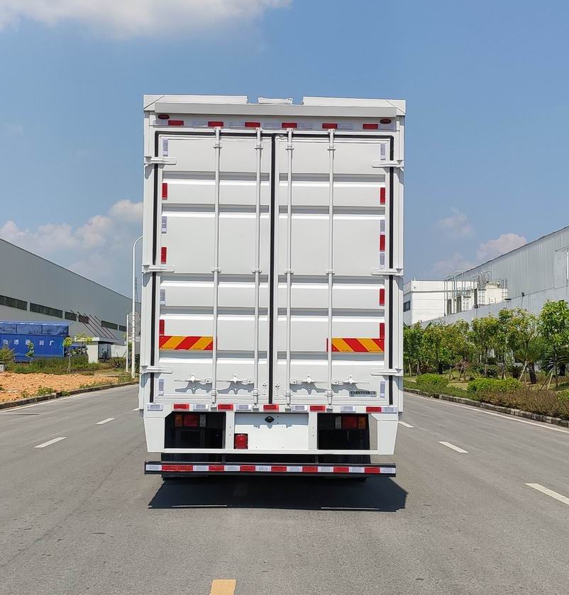 乘龍牌LZ5183XYKM3AC1翼開啟廂式車公告圖片