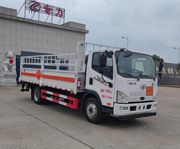 專力牌ZLC5120TQPC6氣瓶運輸車